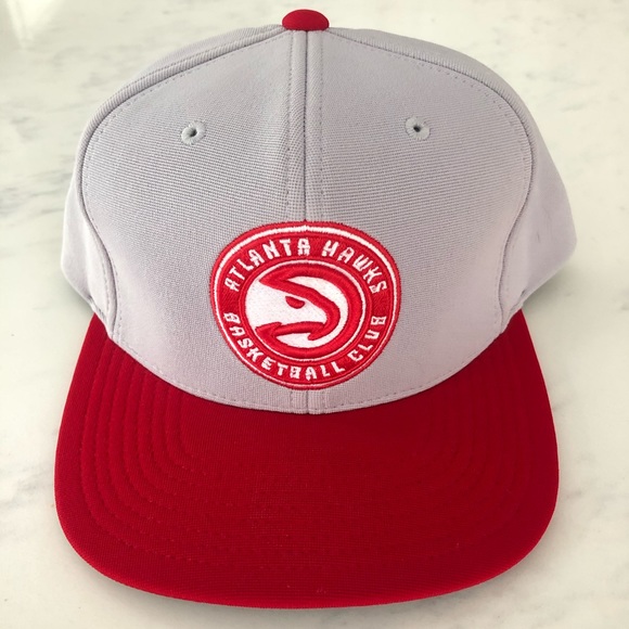Mitchell & Ness Atlanta Hawks Snapback Hat - Picture 1 of 3